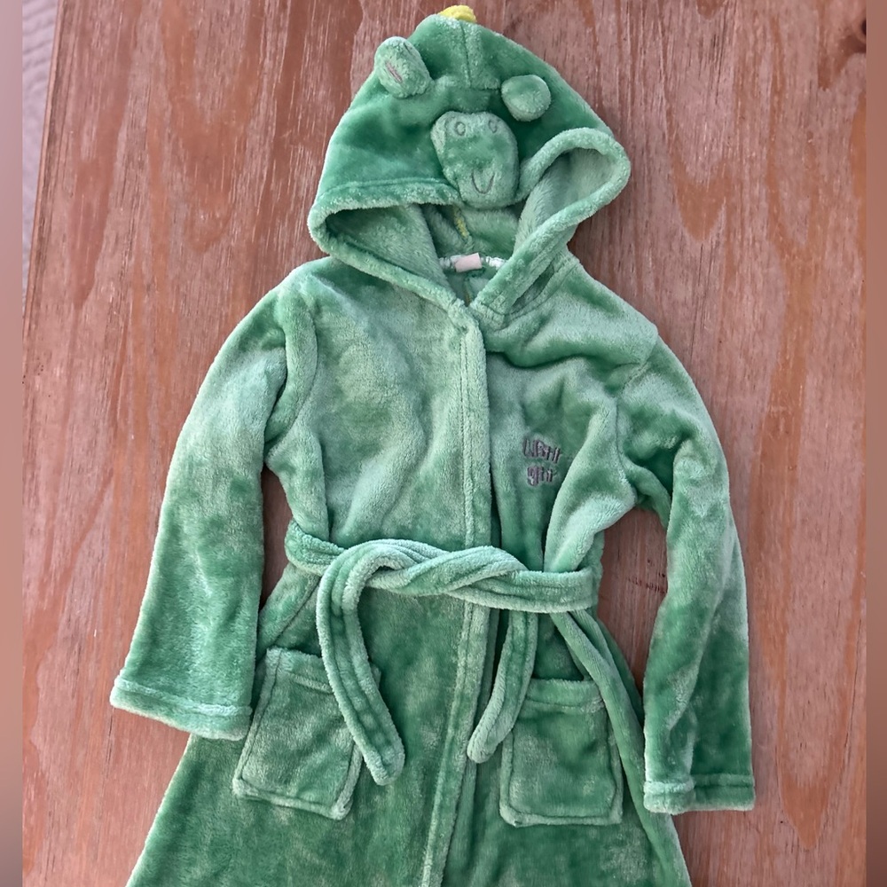 Alligator Hooded Plush Robe - Picture 2 of 9